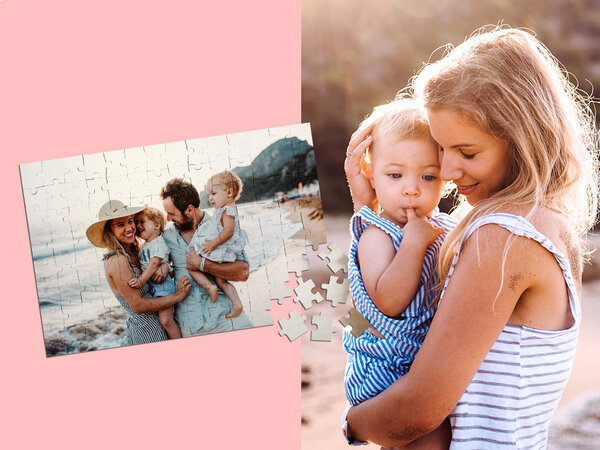 Fotopuzzle mit 112 Teilen von einer Familie am Strand.